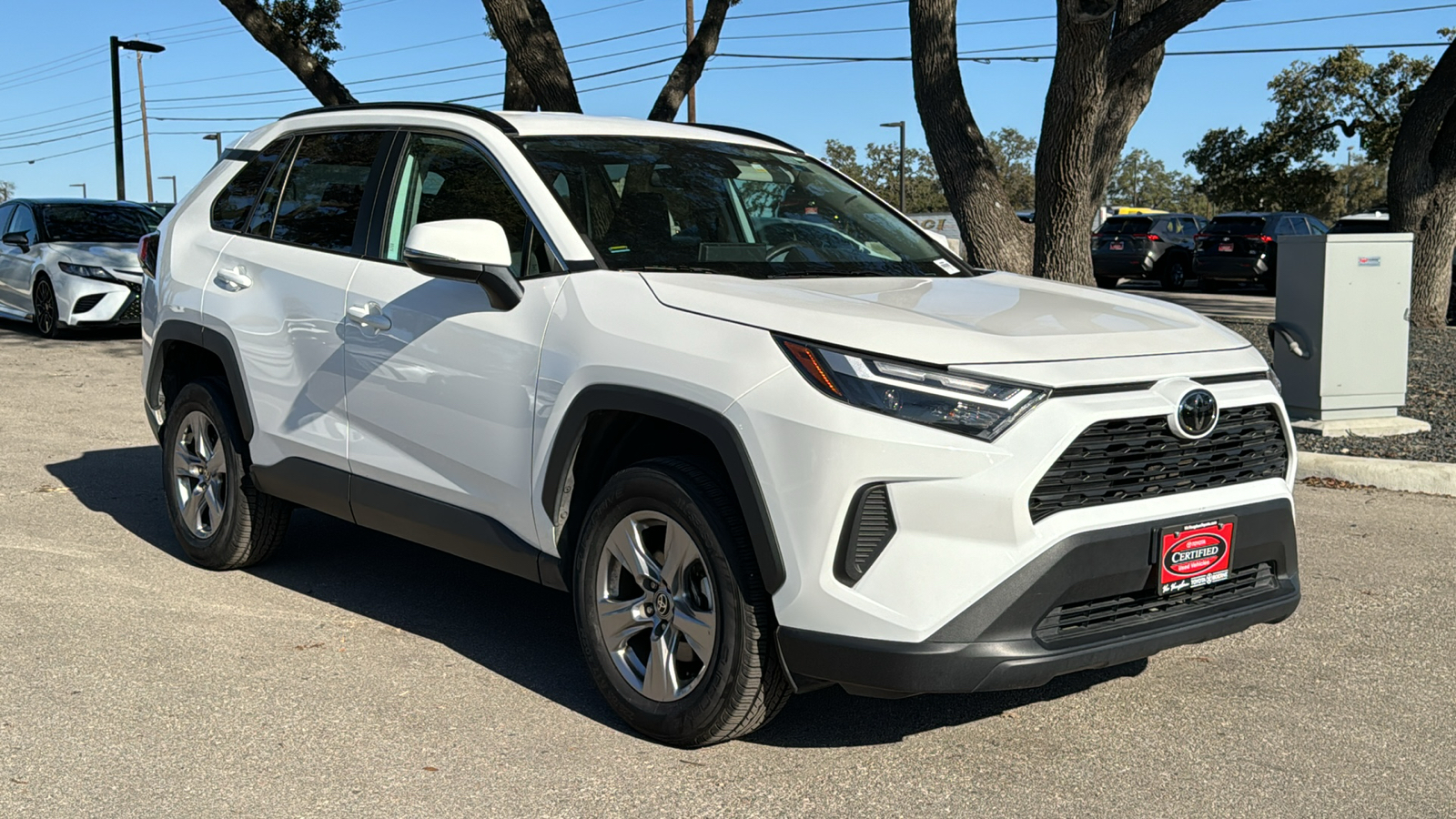 2022 Toyota RAV4 XLE 35