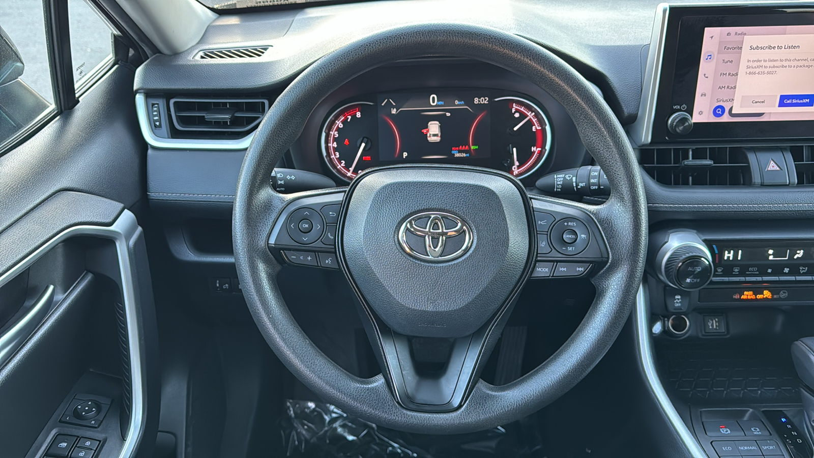 2023 Toyota RAV4 XLE 27