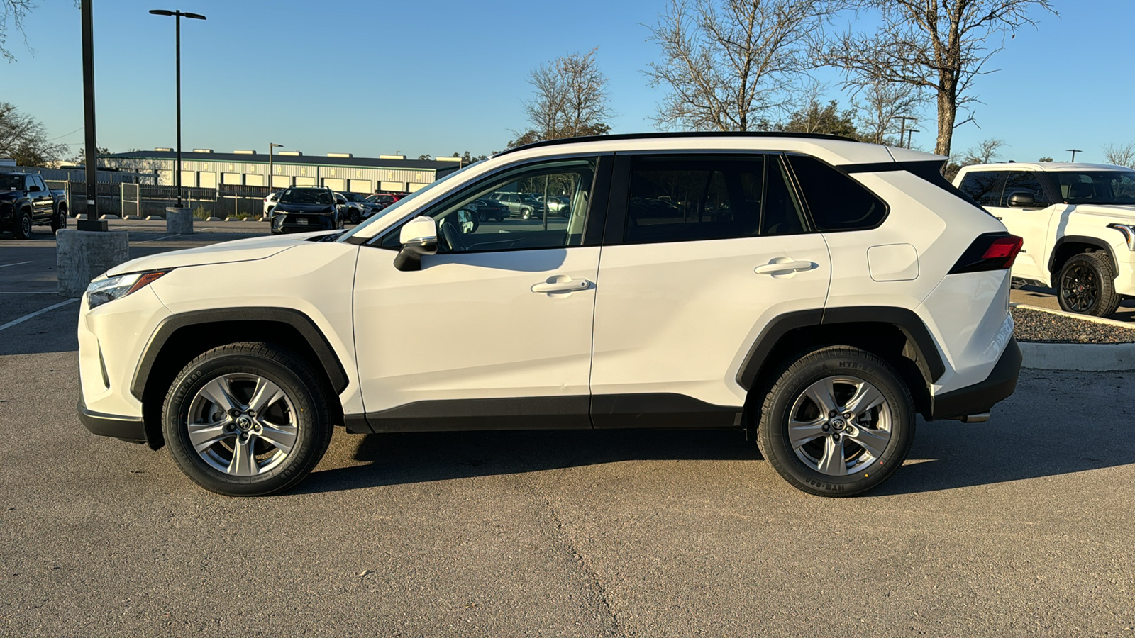 2022 Toyota RAV4 XLE 4