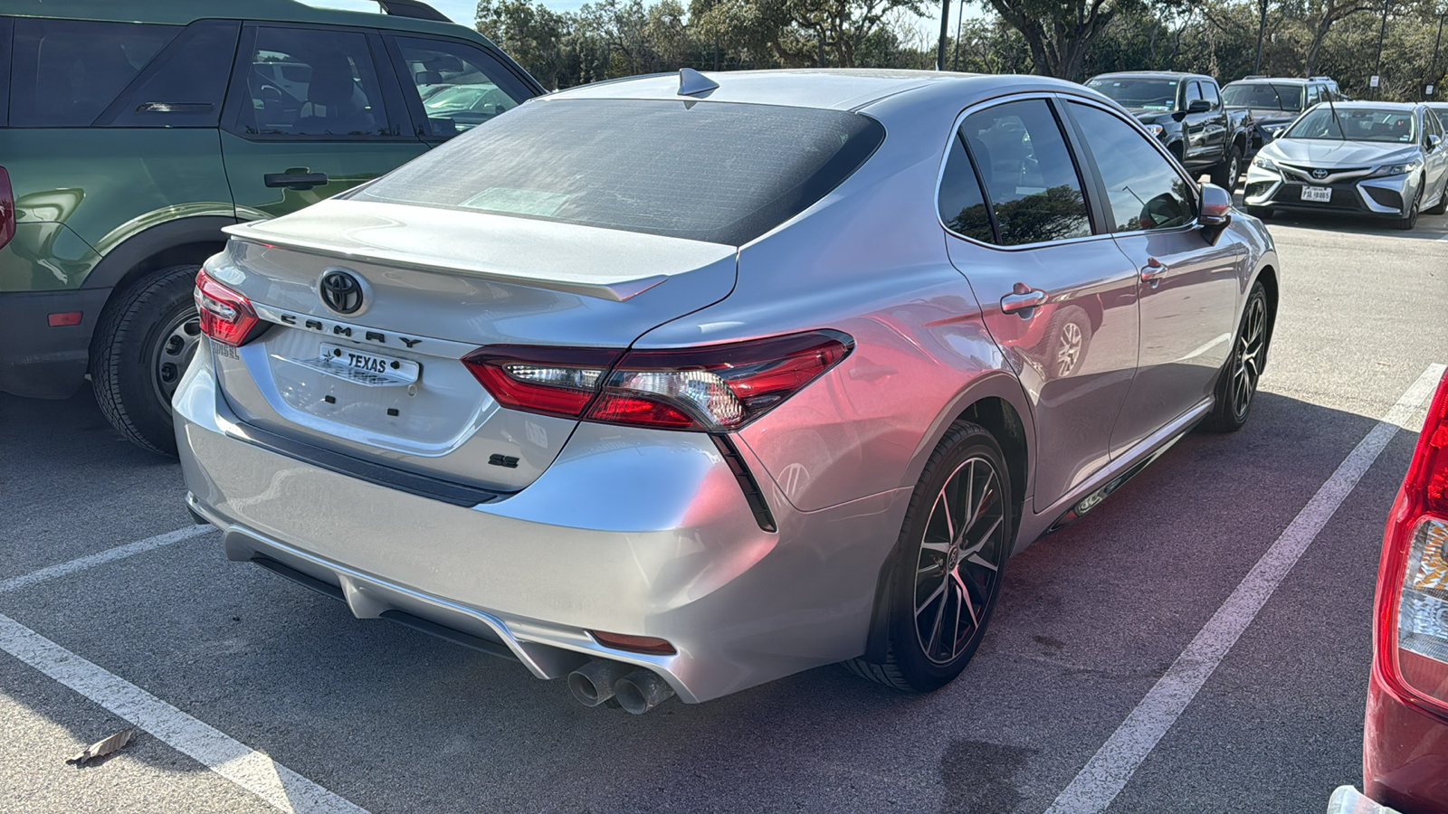 2023 Toyota Camry SE 6