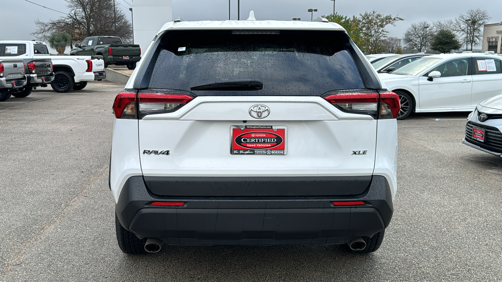 2022 Toyota RAV4 XLE 6