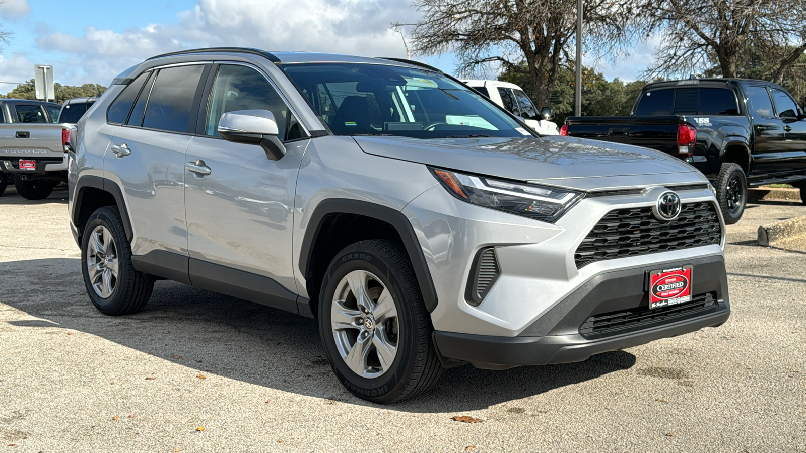 2022 Toyota RAV4 XLE 35