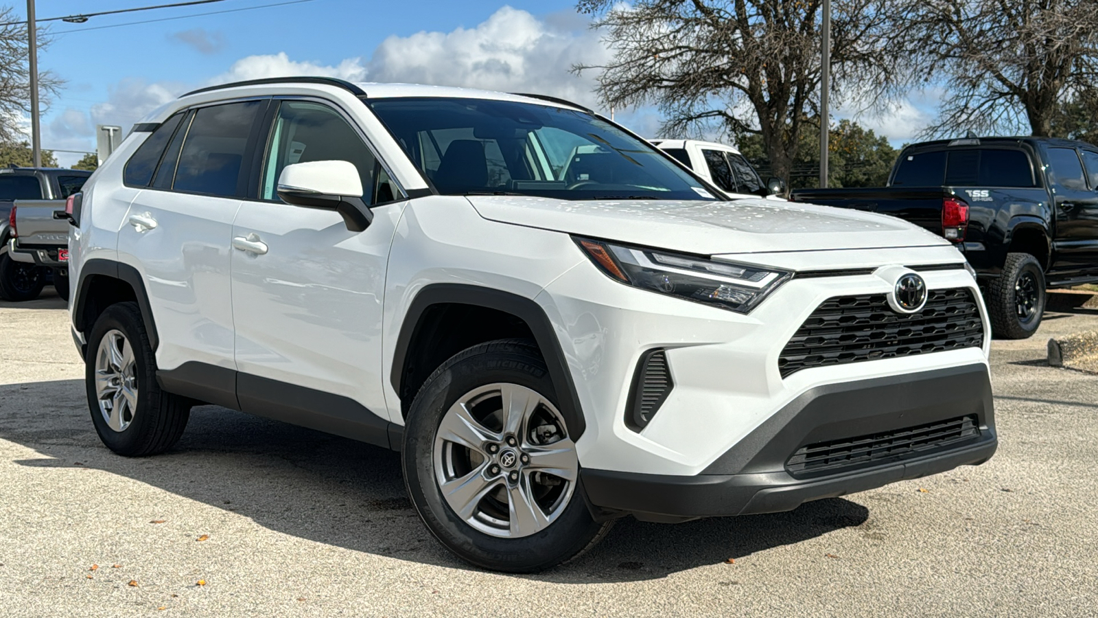 2023 Toyota RAV4 XLE 36