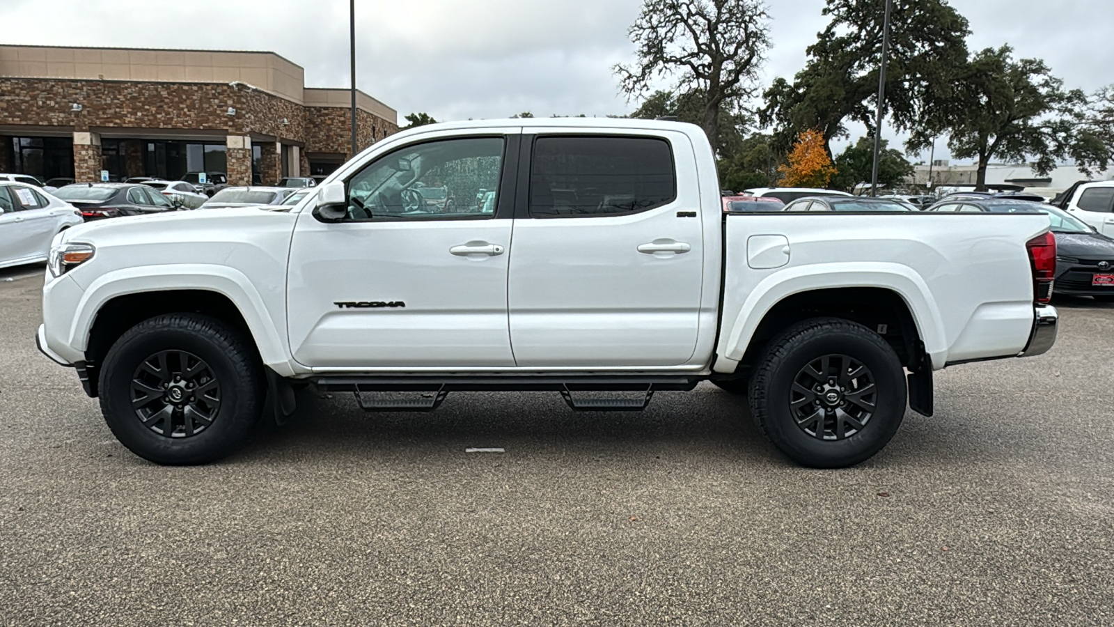 2023 Toyota Tacoma SR5 4