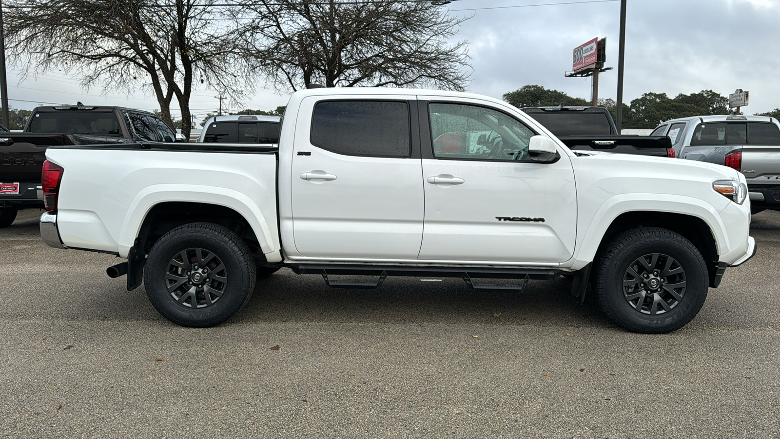 2023 Toyota Tacoma SR5 8