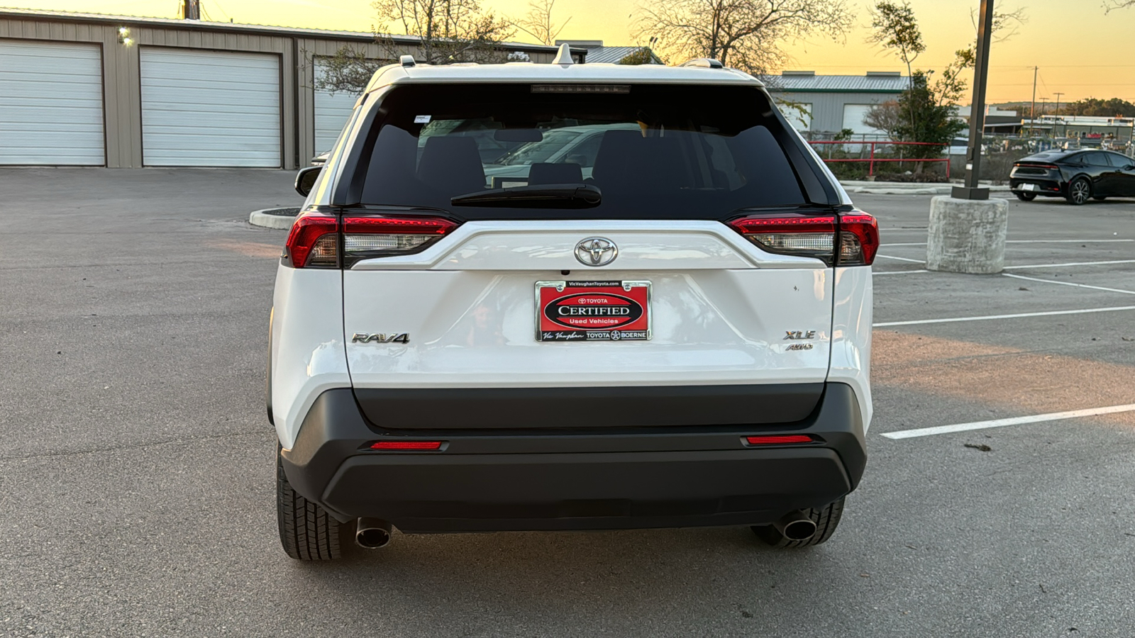 2023 Toyota RAV4 XLE 6