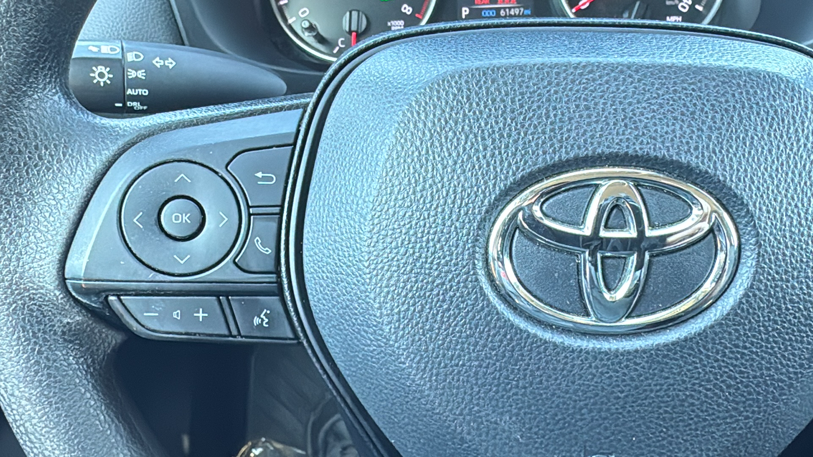 2022 Toyota RAV4 XLE 20