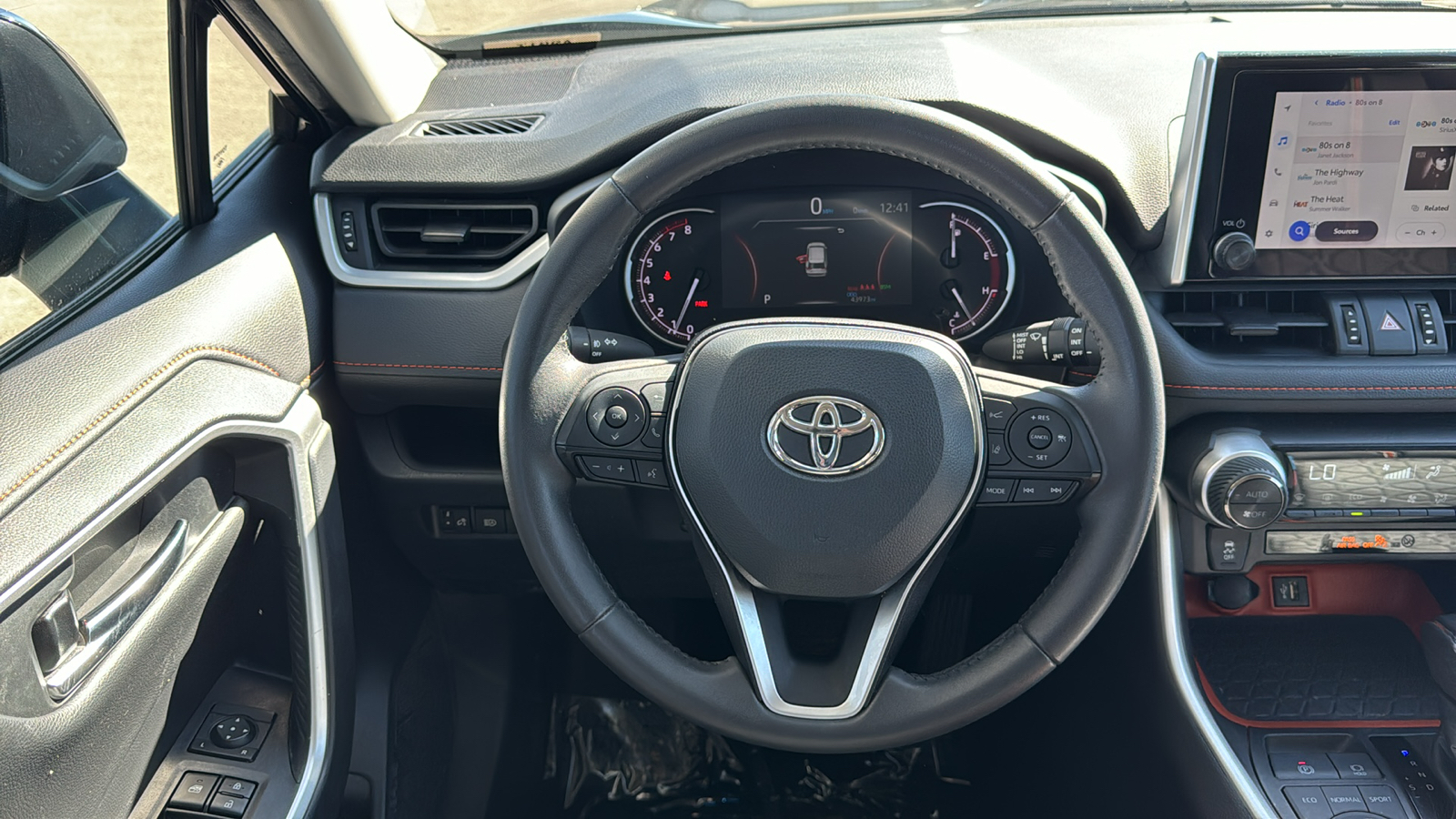 2023 Toyota RAV4 Adventure 27