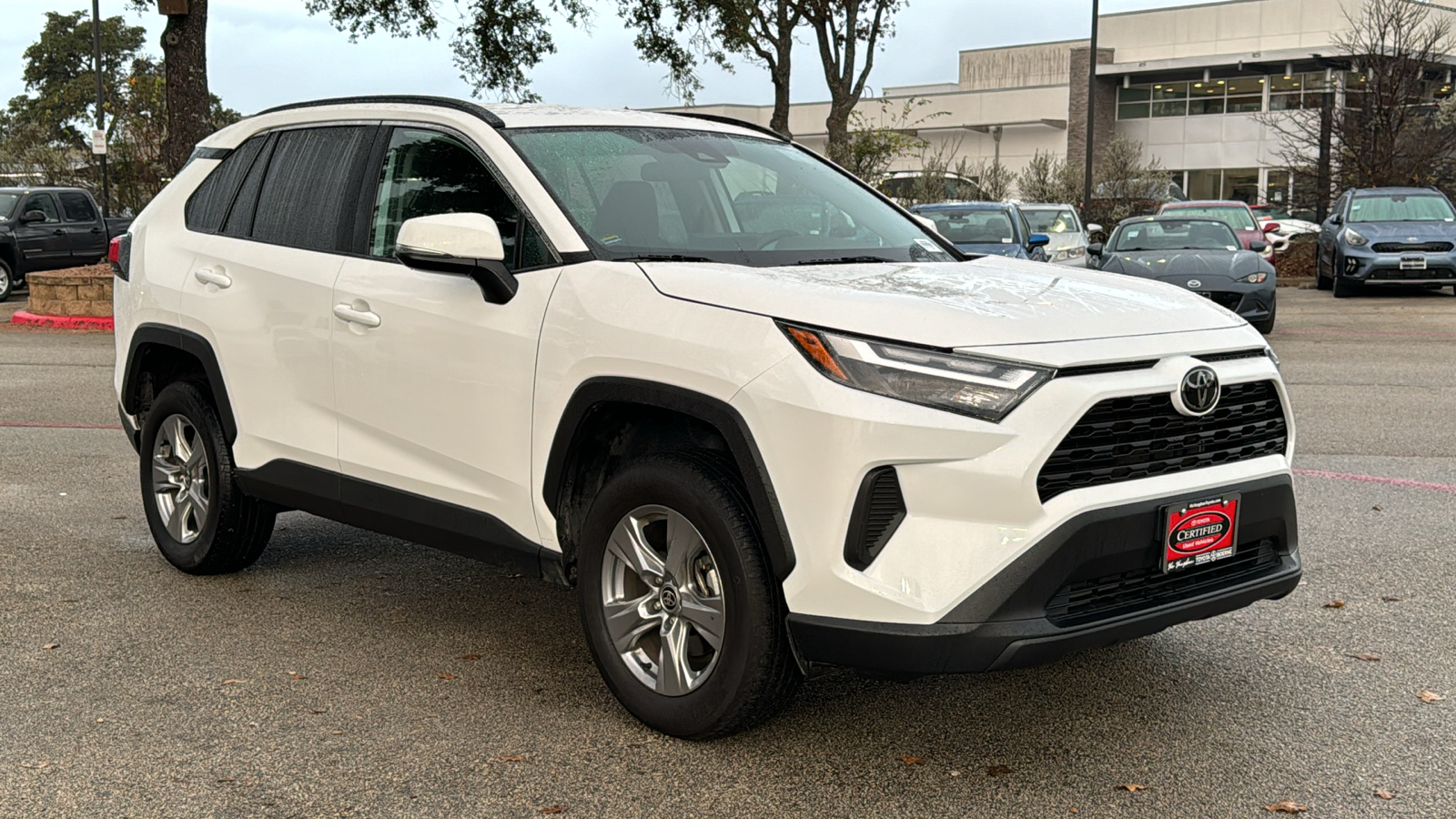 2024 Toyota RAV4 XLE 35