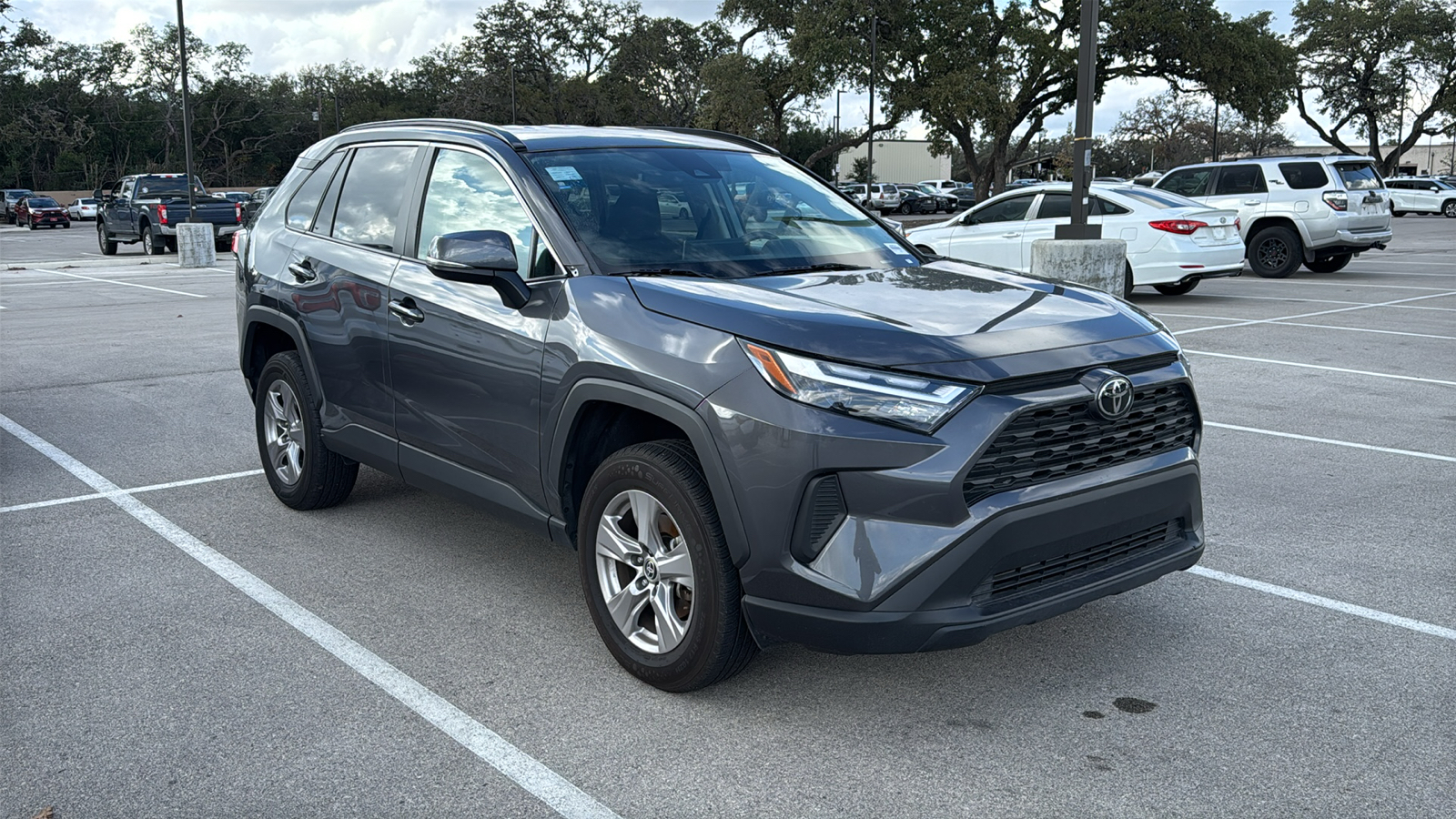 2023 Toyota RAV4 XLE 11