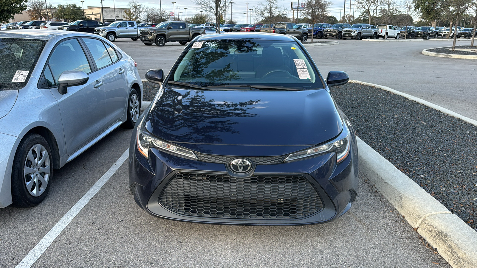 2021 Toyota Corolla LE 2