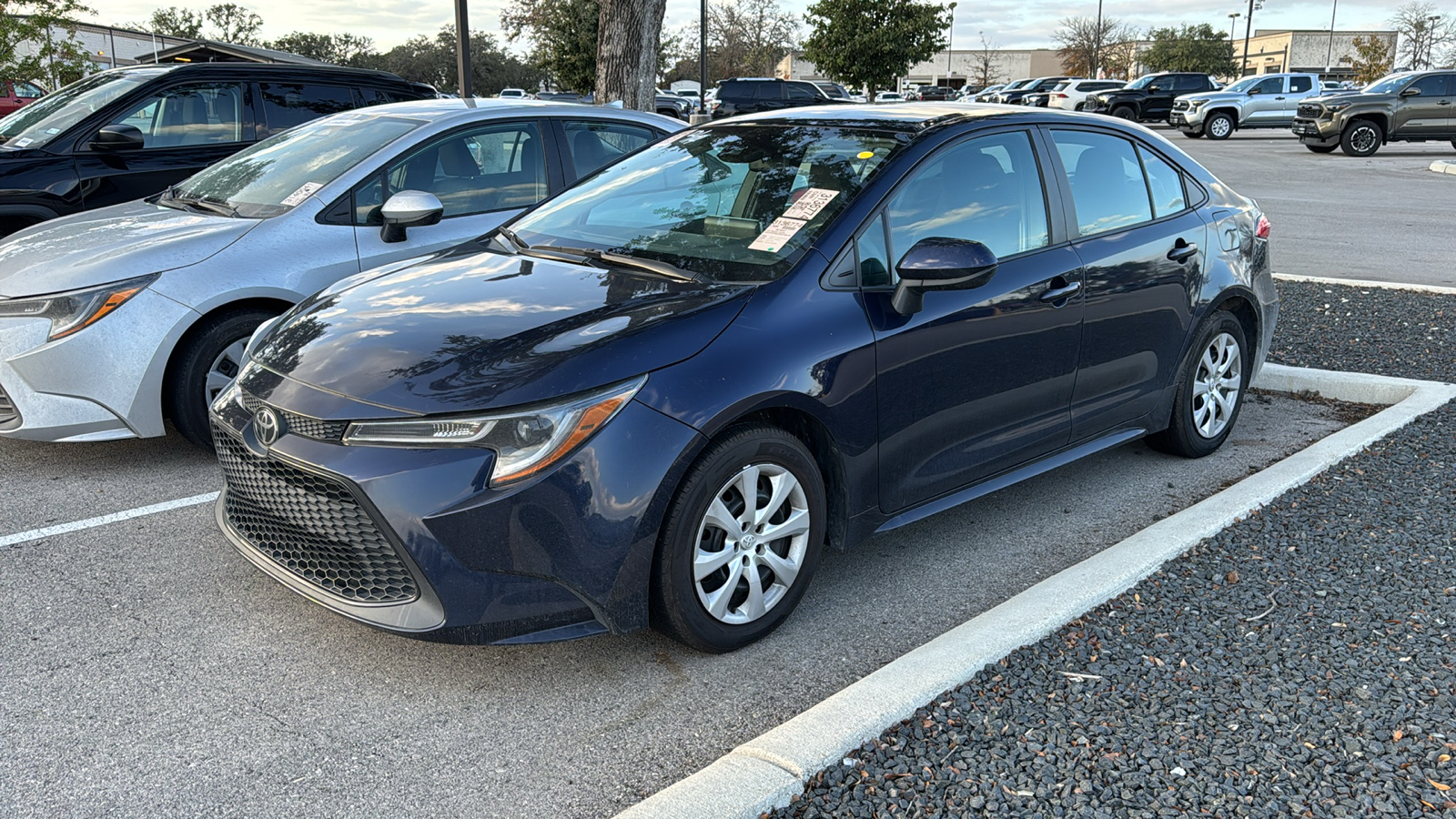 2021 Toyota Corolla LE 3