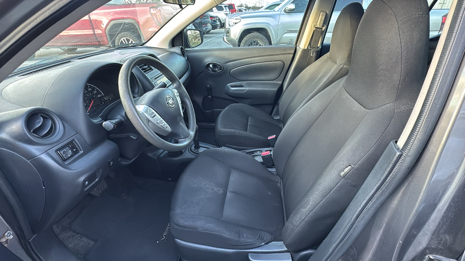 2016 Nissan Versa 1.6 S Plus 7