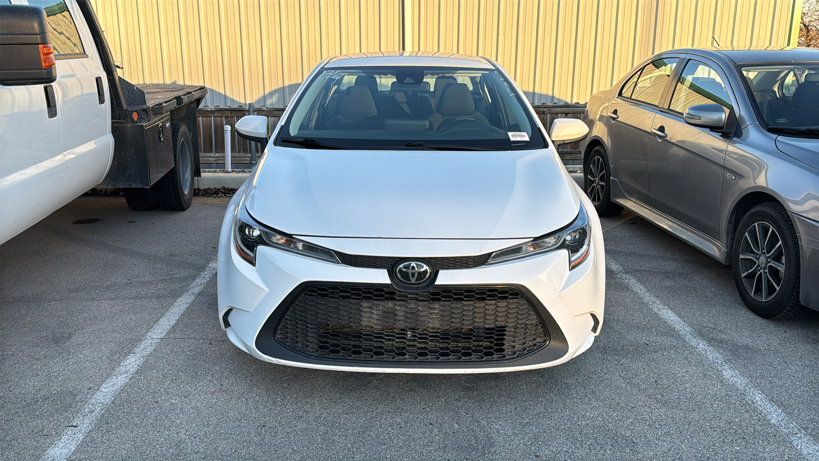 2022 Toyota Corolla LE 2