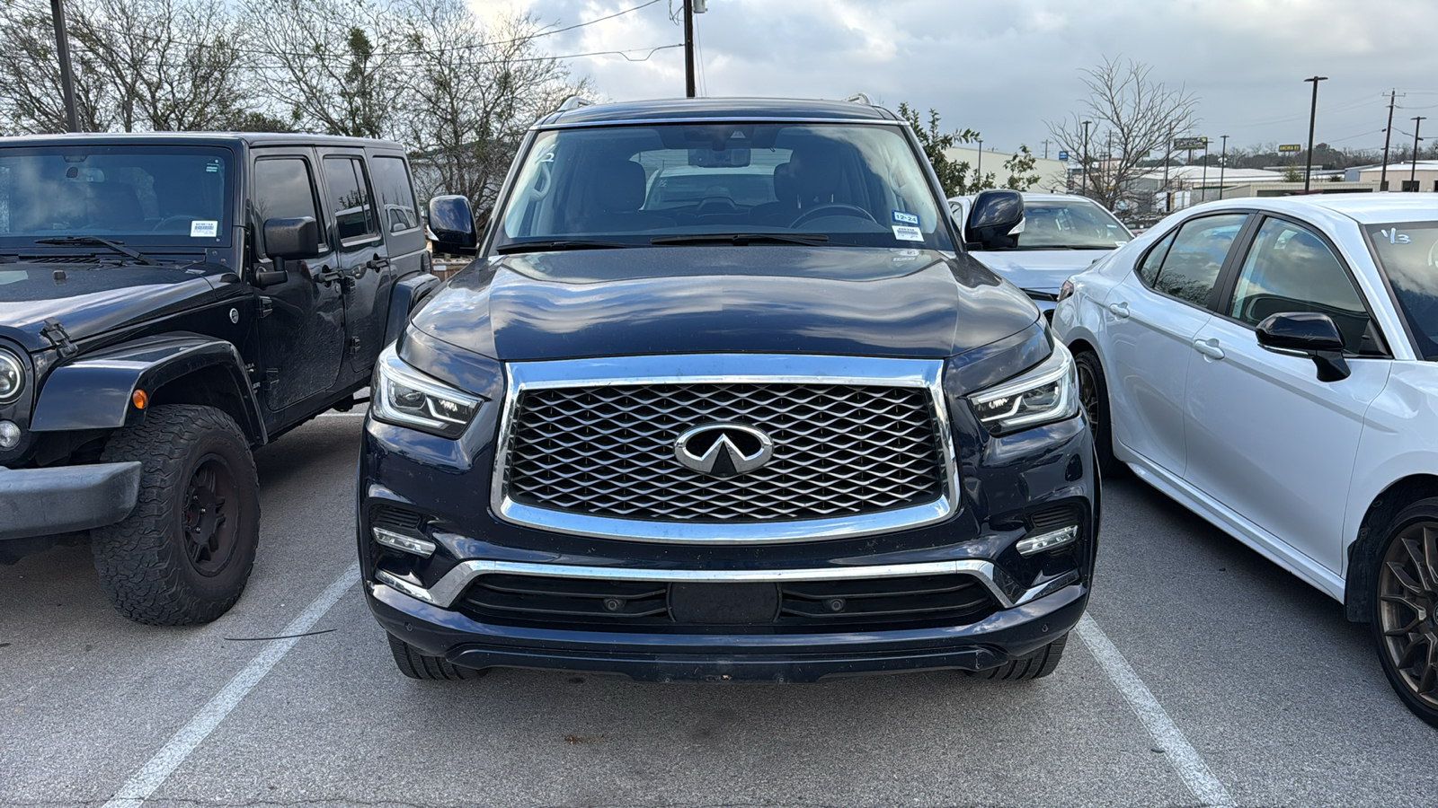 2020 INFINITI QX80 LUXE 2