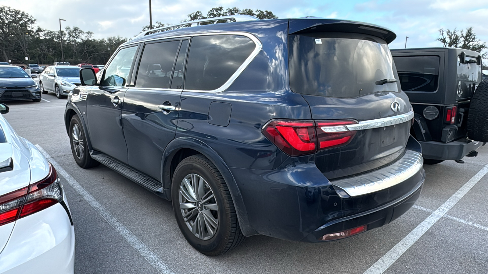 2020 INFINITI QX80 LUXE 4