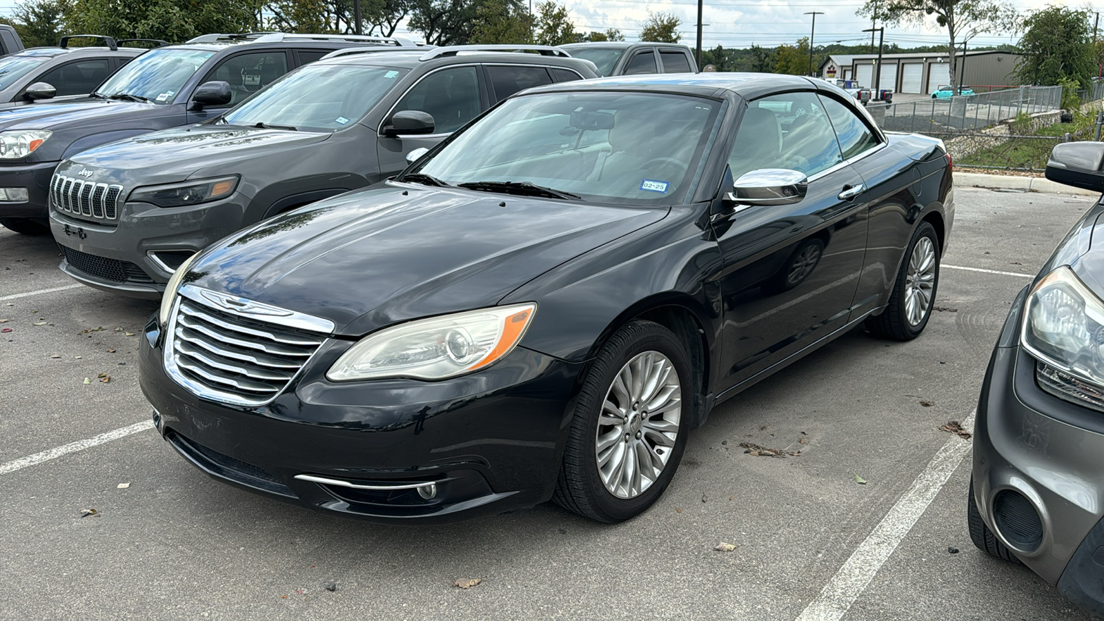 2011 Chrysler 200 Limited 3