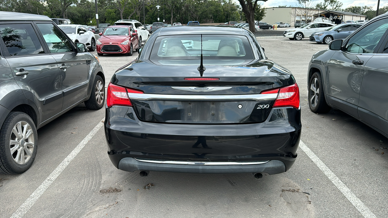 2011 Chrysler 200 Limited 5