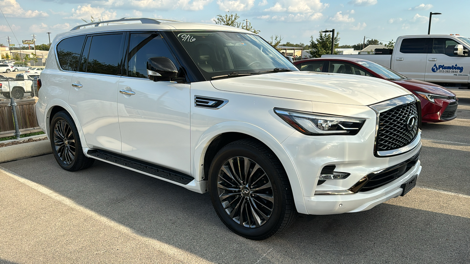 2021 INFINITI QX80 Premium Select 2