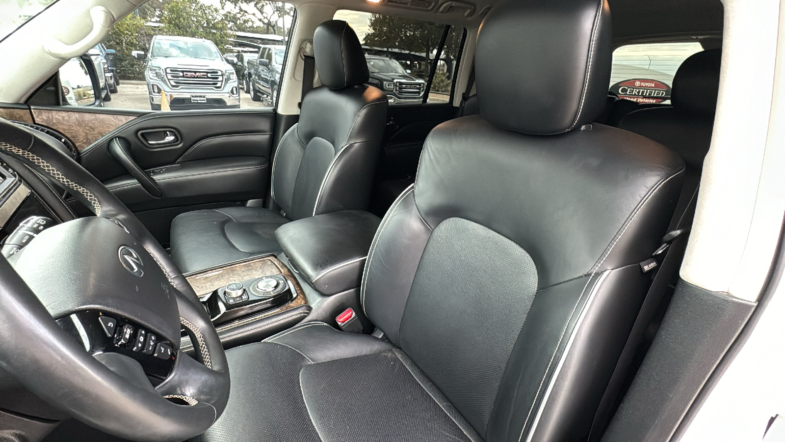 2021 INFINITI QX80 Premium Select 14