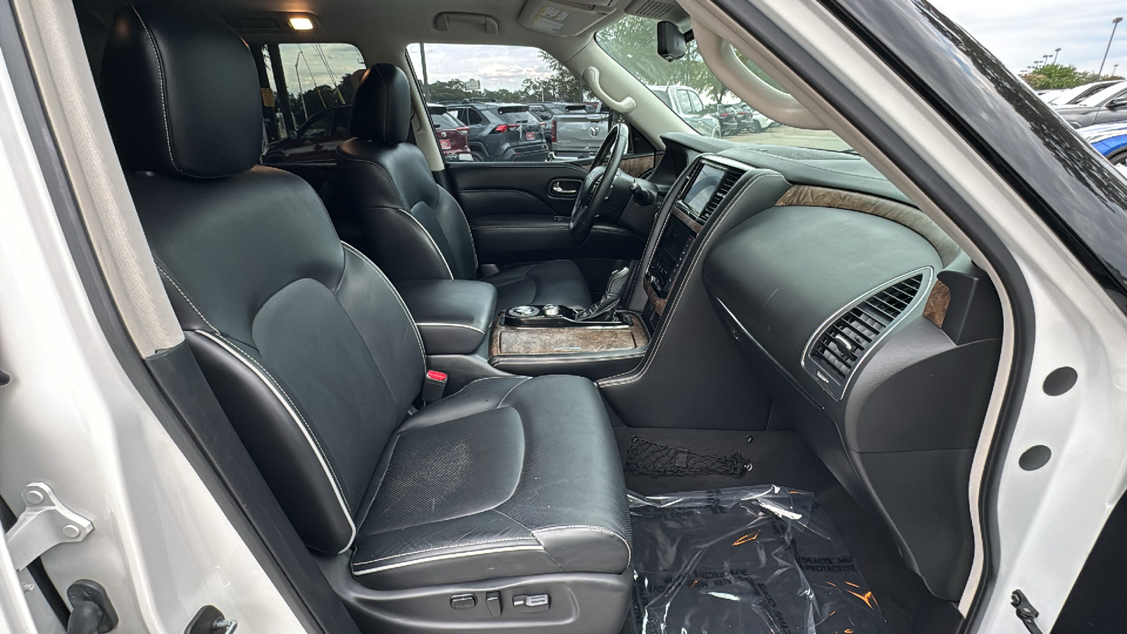 2021 INFINITI QX80 Premium Select 41