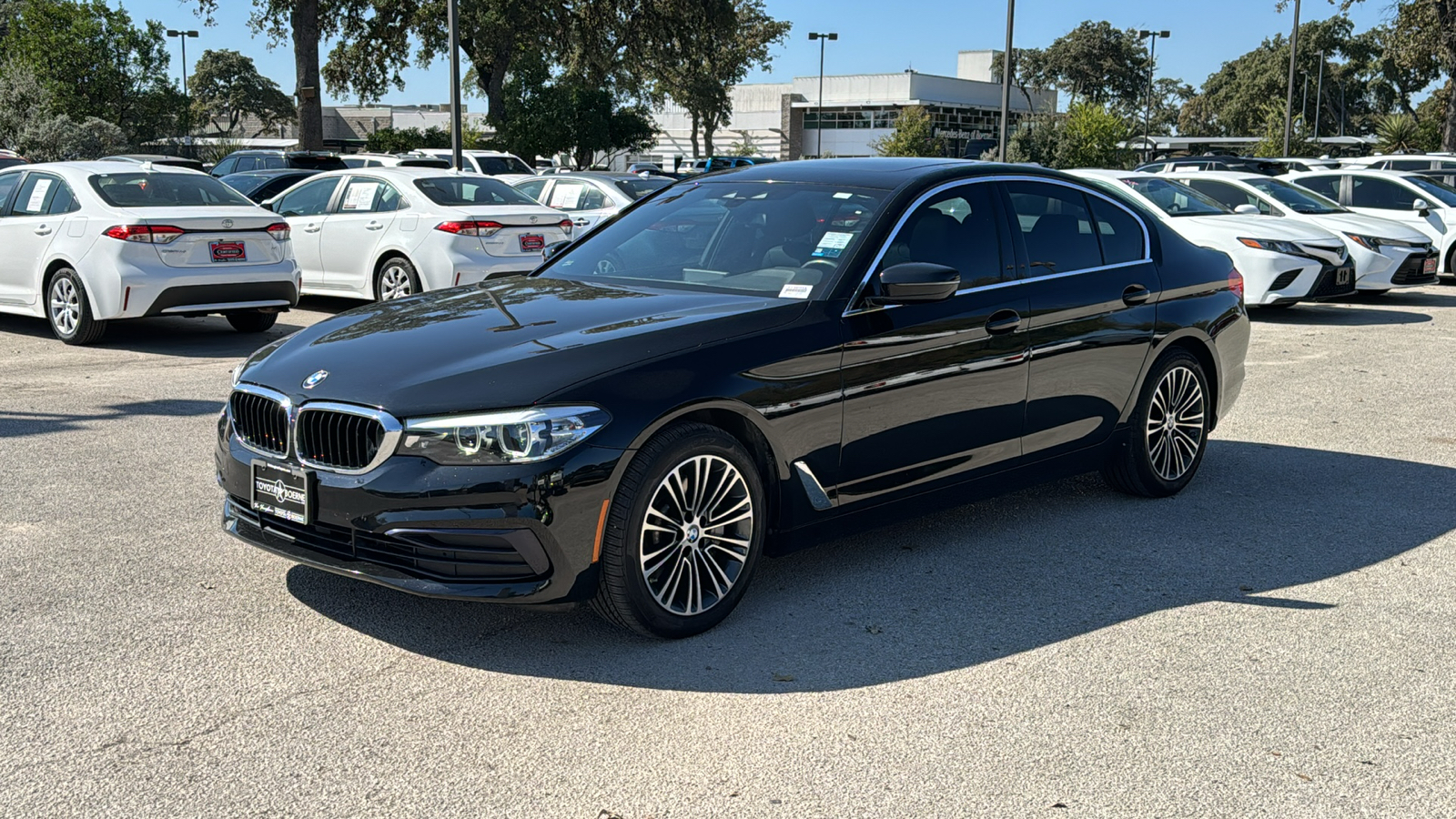 2019 BMW 5 Series 530i xDrive 3