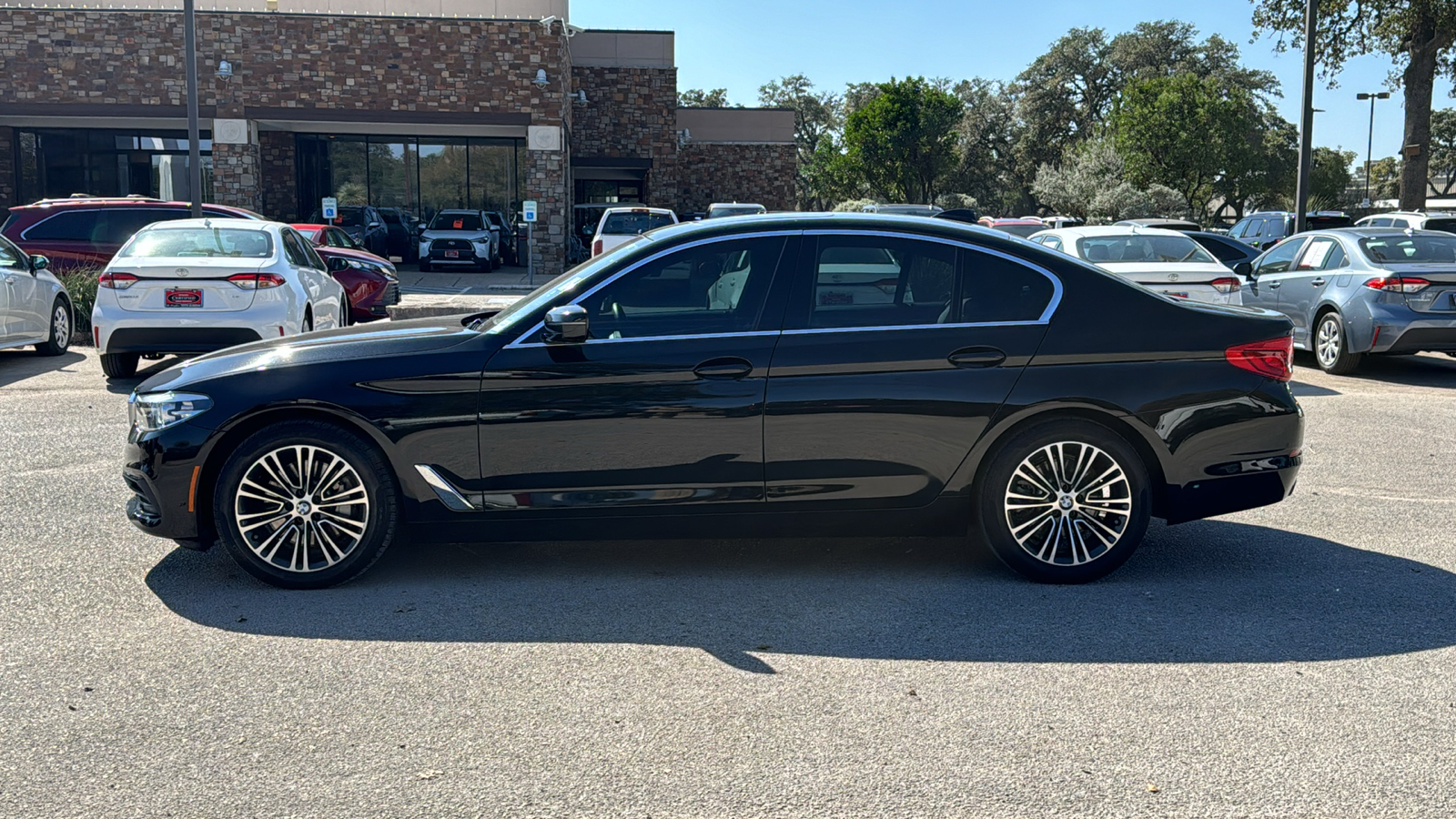 2019 BMW 5 Series 530i xDrive 4