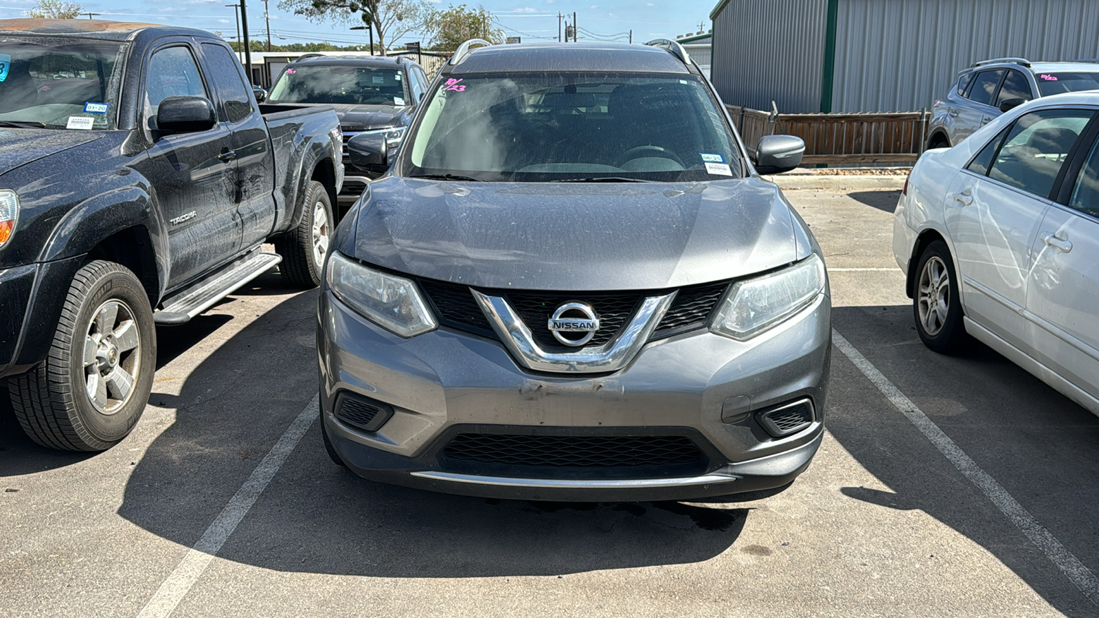 2015 Nissan Rogue SV 2