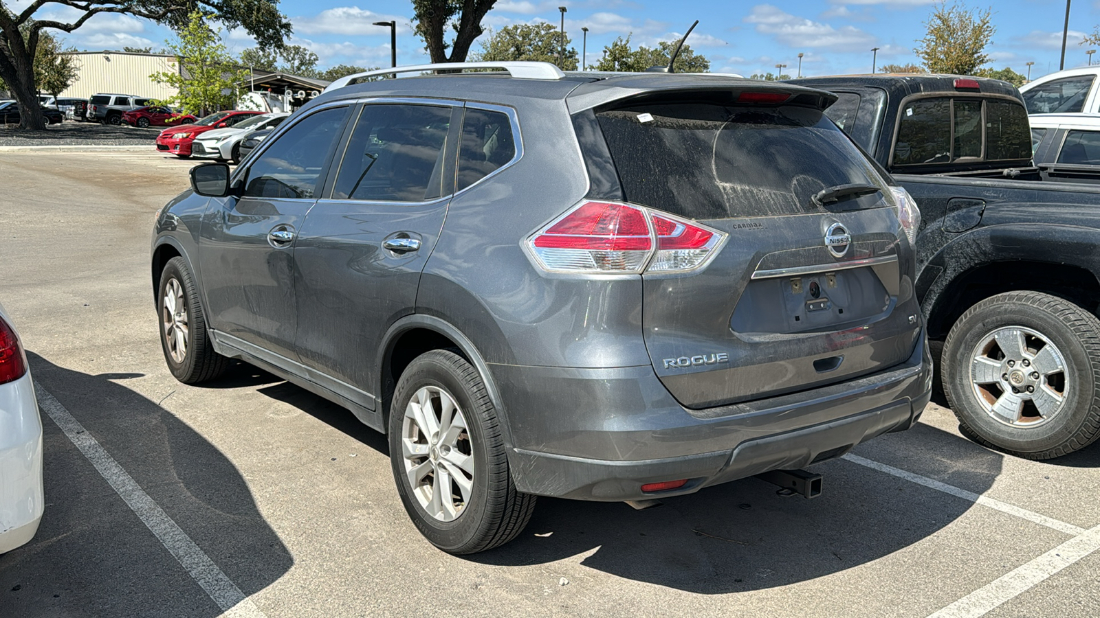 2015 Nissan Rogue SV 4