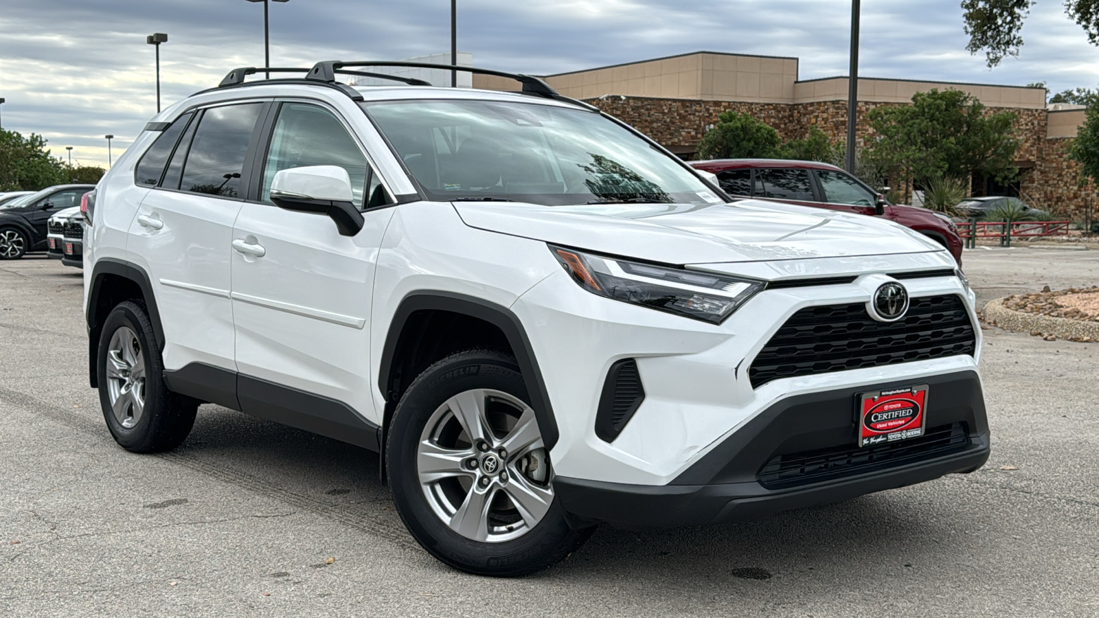 2023 Toyota RAV4 XLE 36