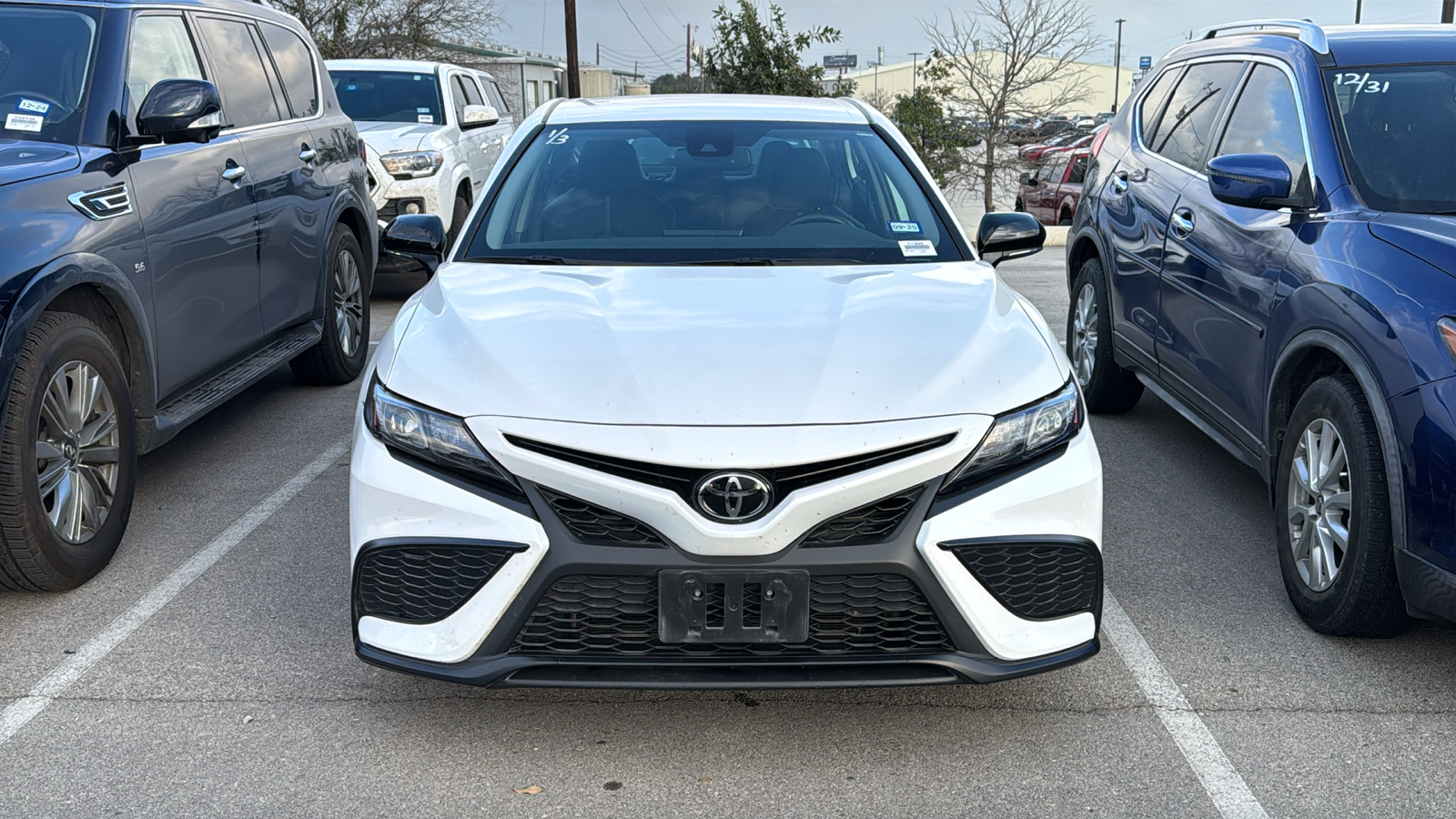 2024 Toyota Camry SE Nightshade 2