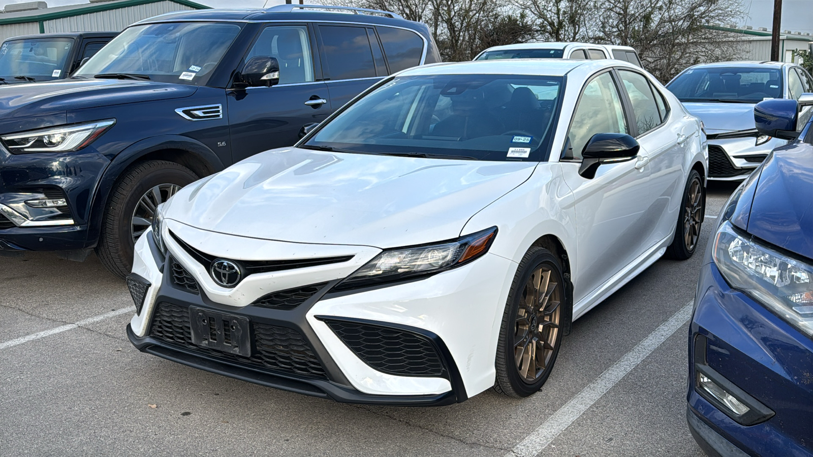 2024 Toyota Camry SE Nightshade 3