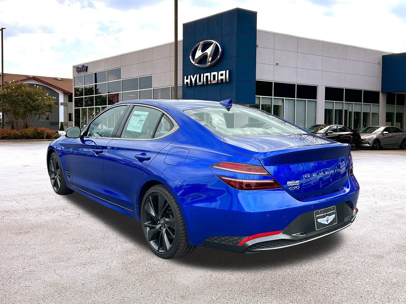 2023 Genesis G70  3