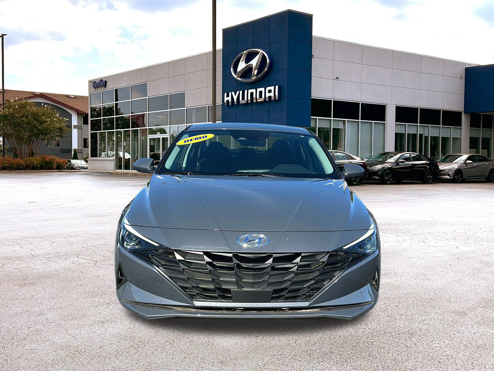 2023 Hyundai ELANTRA  6