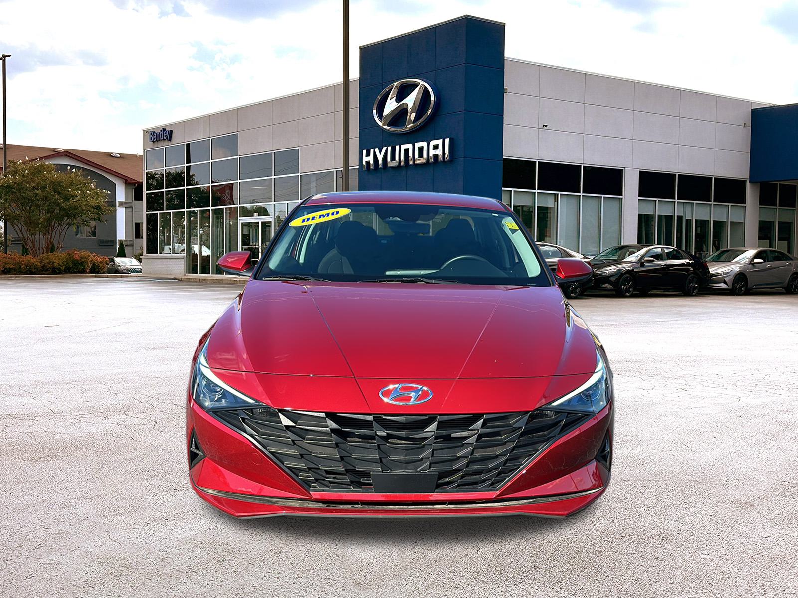 2023 Hyundai ELANTRA  8