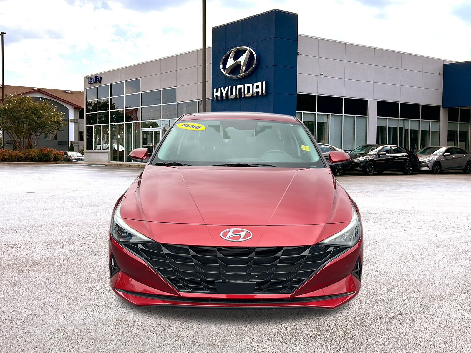 2023 Hyundai ELANTRA  8