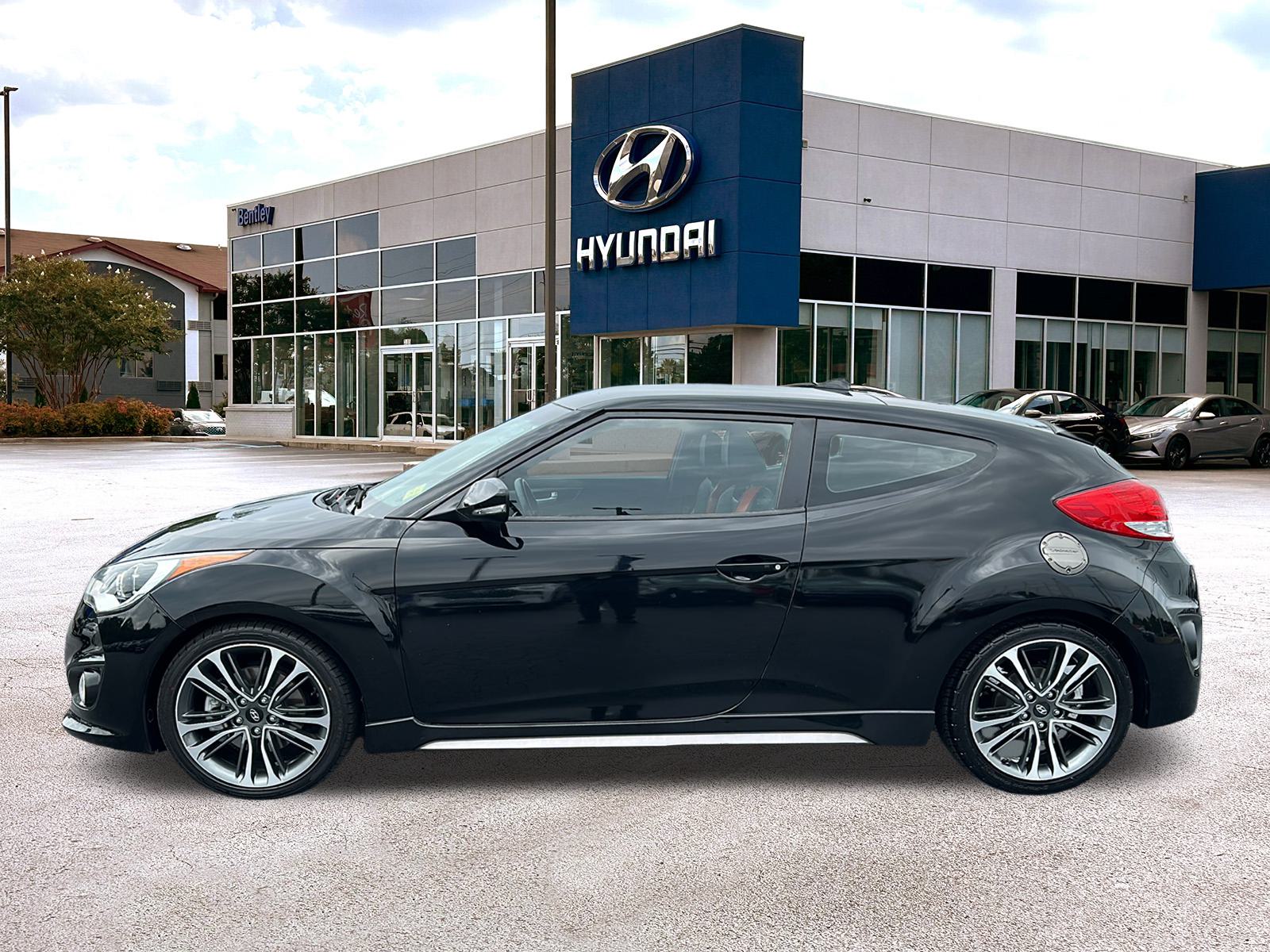 2016 Hyundai Veloster Turbo 2