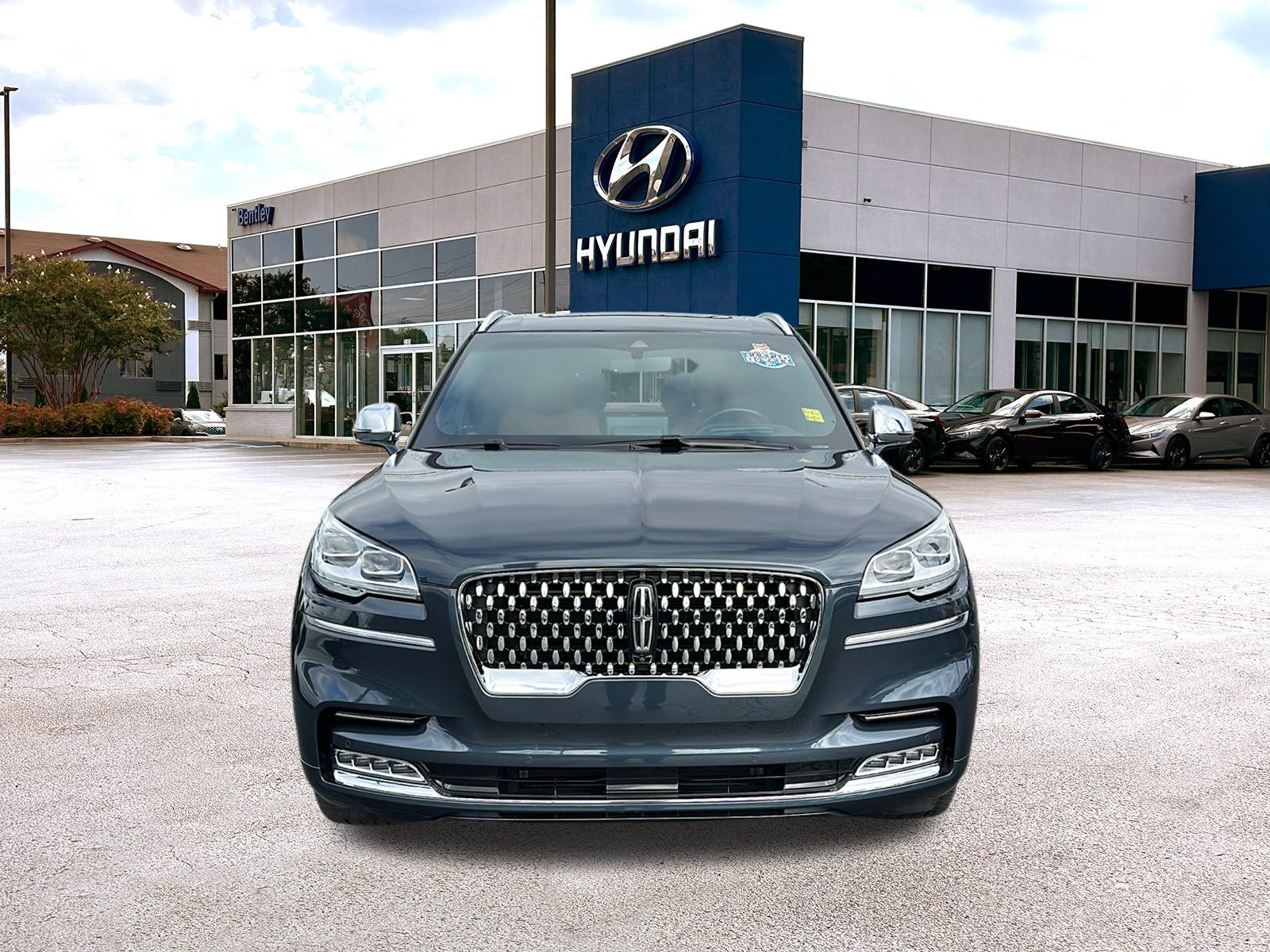 2022 Lincoln Aviator Black Label 8