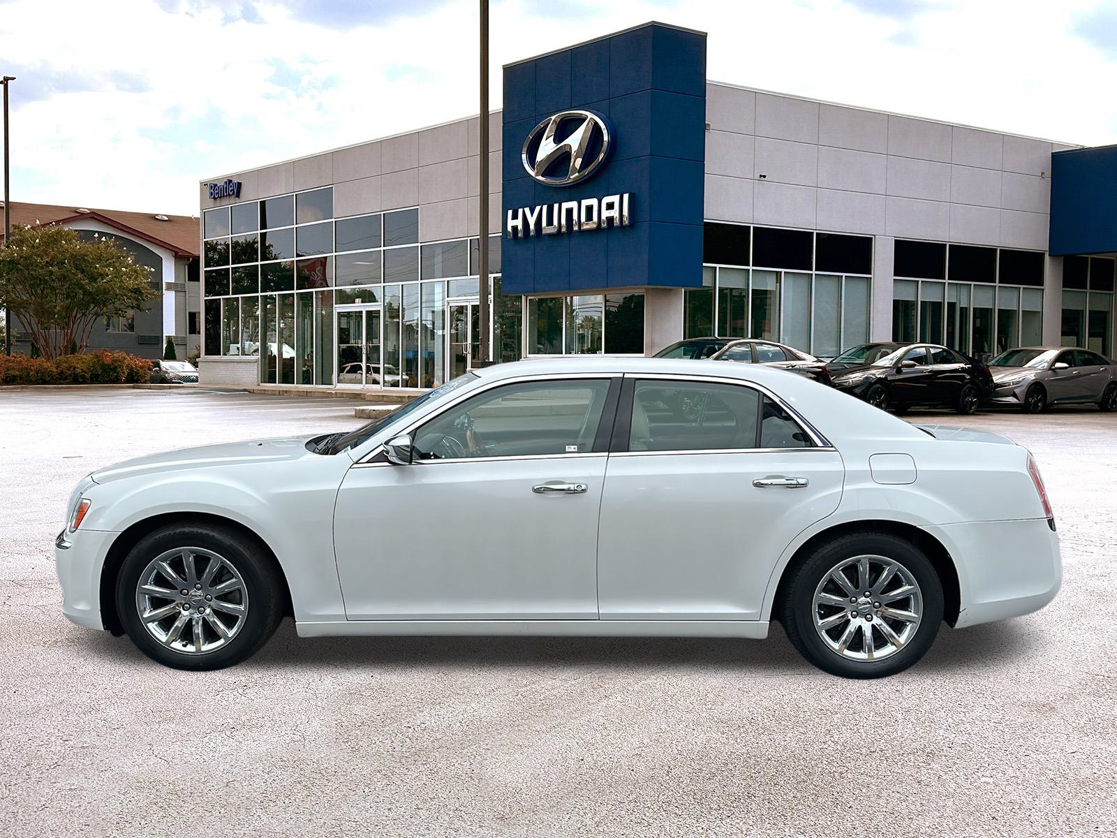 2012 Chrysler 300 Limited 2