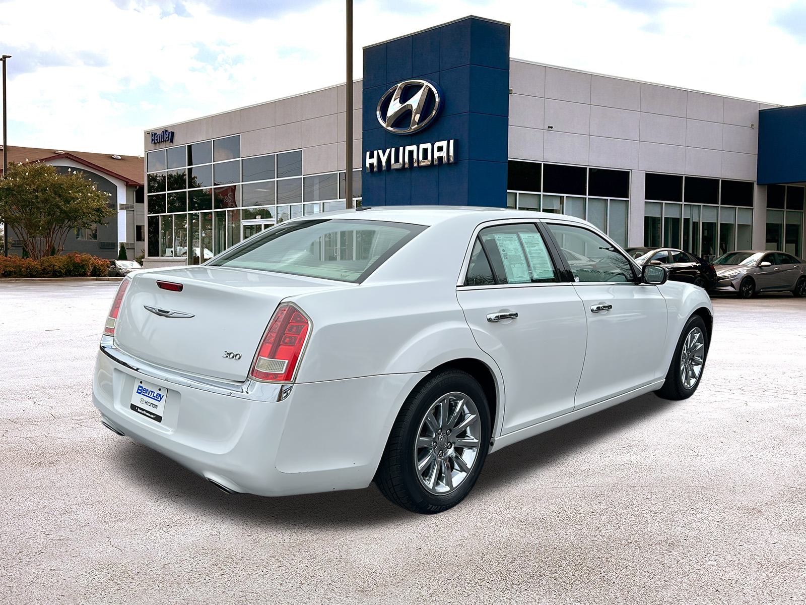 2012 Chrysler 300 Limited 5