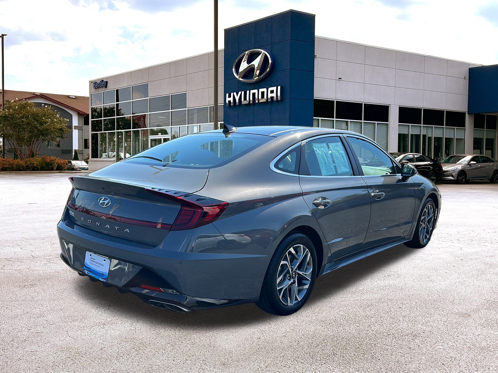 2023 Hyundai SONATA  4