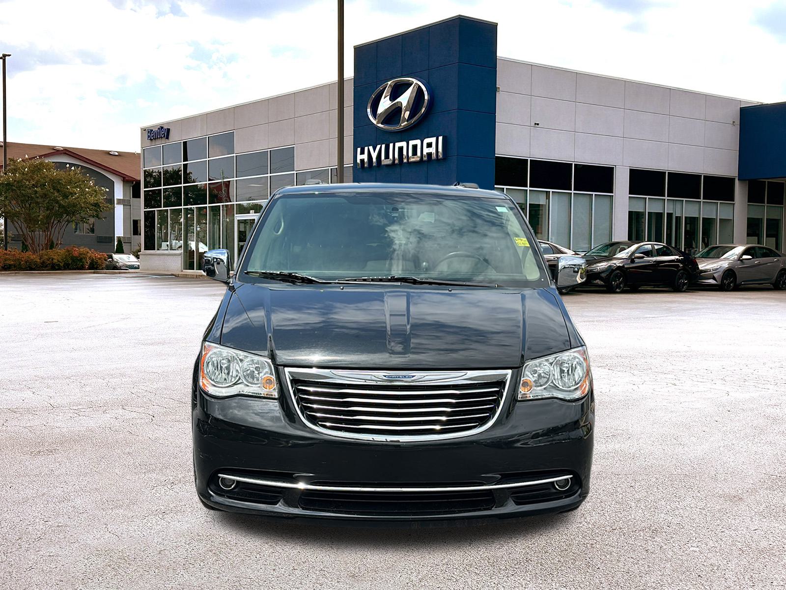 2015 Chrysler Town & Country Touring-L 7