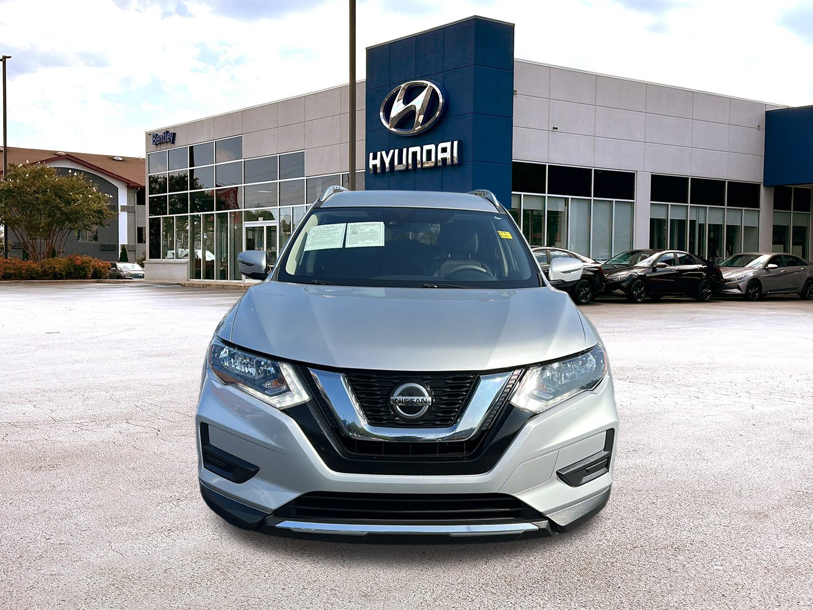 2019 Nissan Rogue SV 6