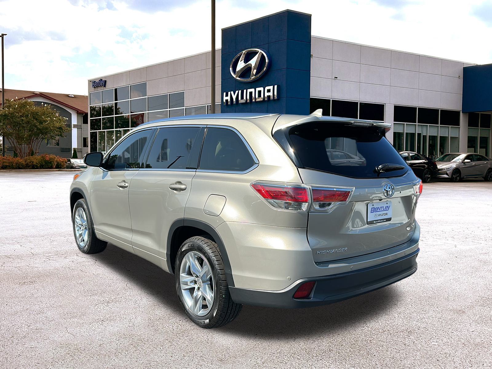 2015 Toyota Highlander Limited 3