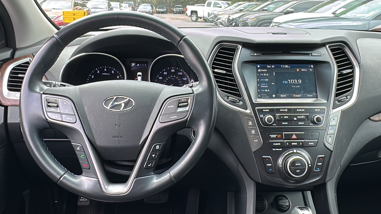 2019 Hyundai Santa Fe XL SE 8