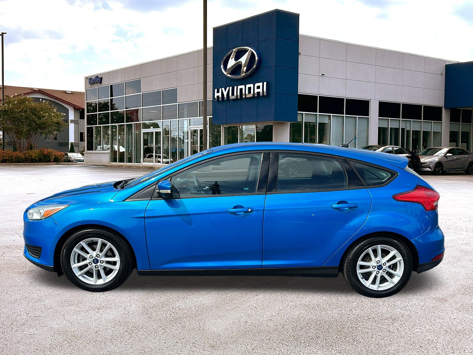 2016 Ford Focus SE 1