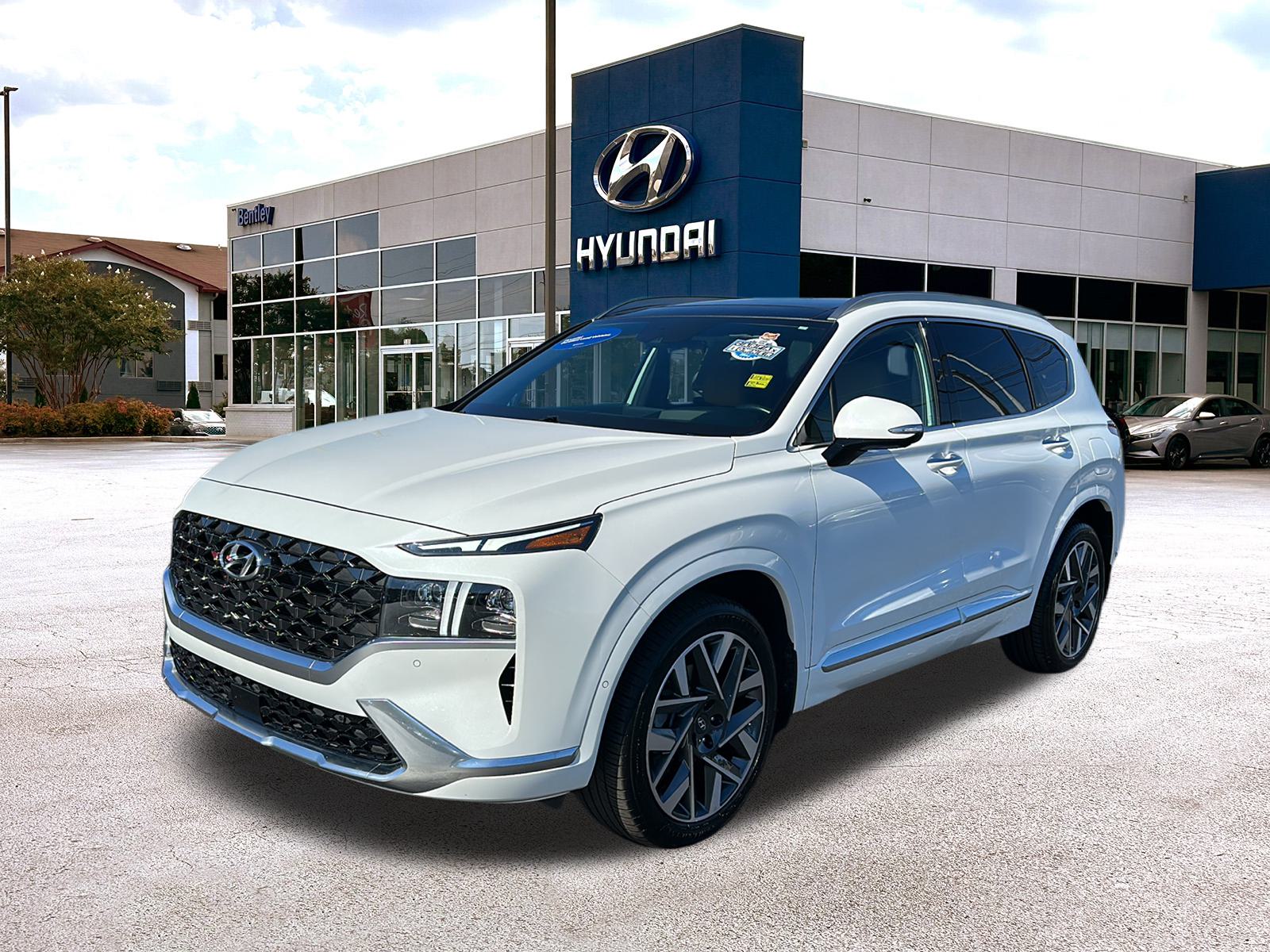 2022 Hyundai SANTA FE  1