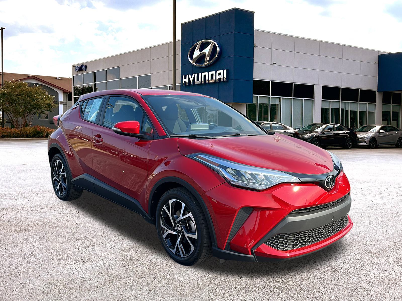 2022 Toyota C-HR XLE 7