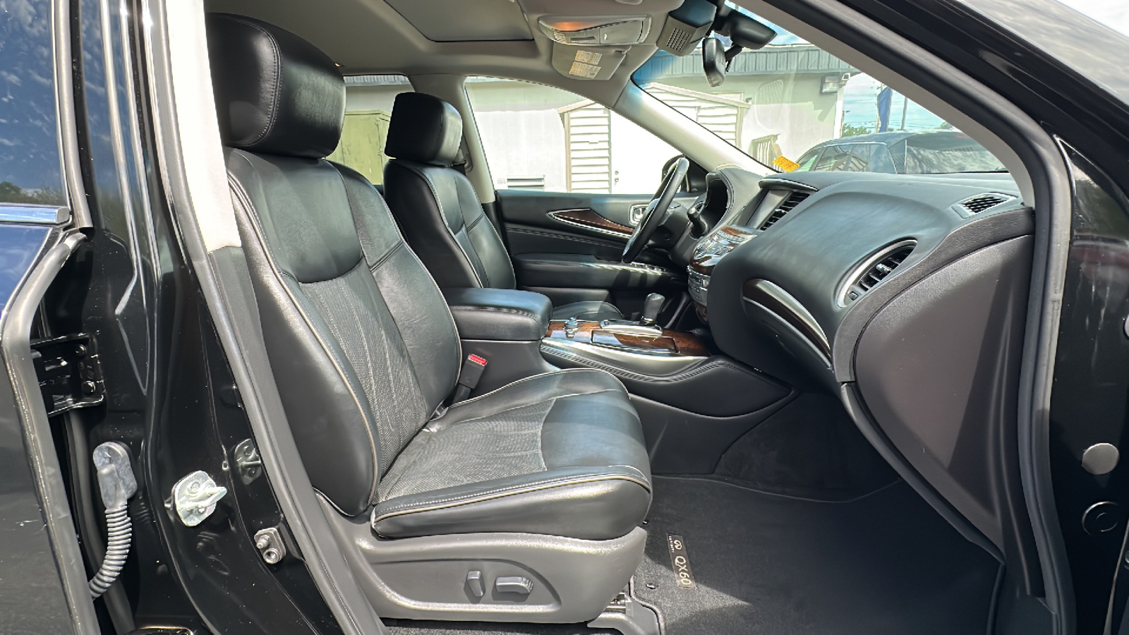 2015 INFINITI QX60 Base (CVT) 8