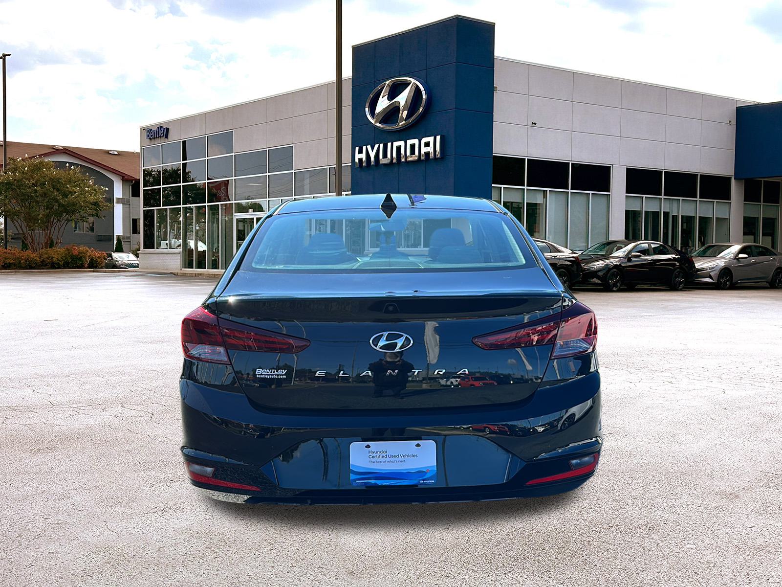 2020 Hyundai ELANTRA  4